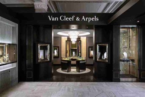 brands like van cleef.